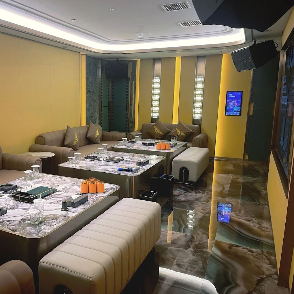 Karaoke KTV Golden Jazz - 90 Hùng Vương