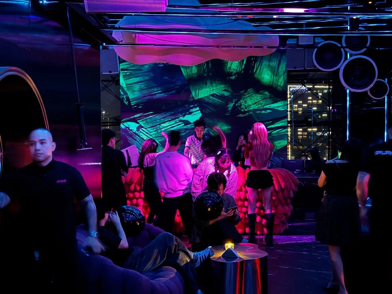 Oldschool Sgn - 208 Nguyễn Trãi