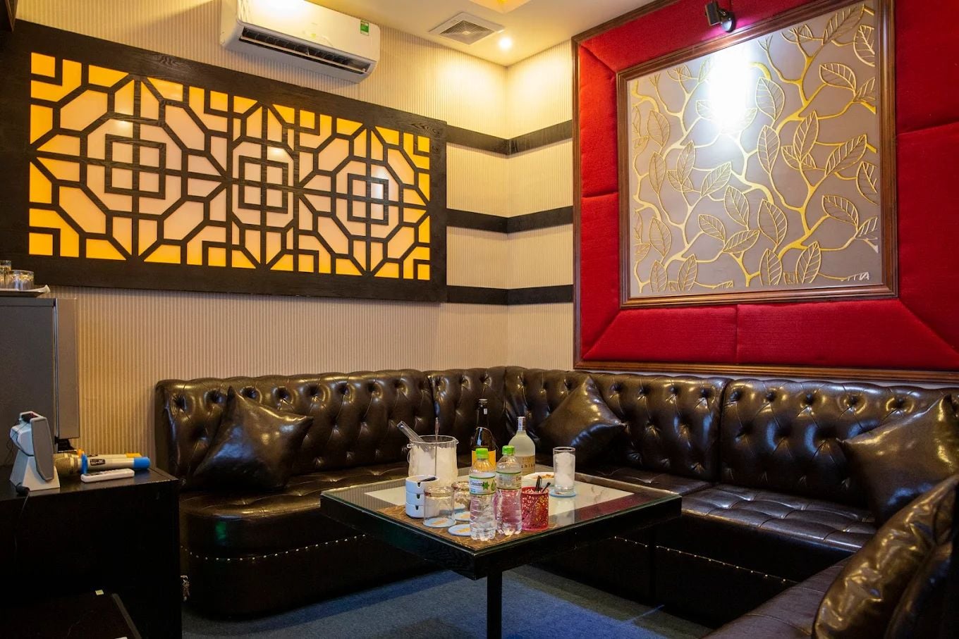 Club Hibiki - Ngõ 36 Phan Kế Bính