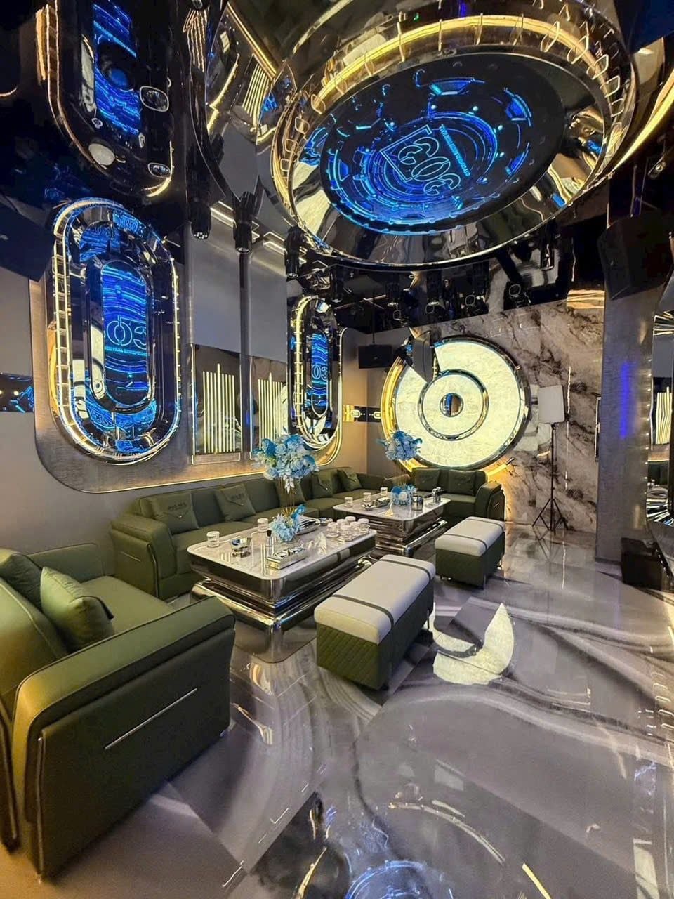 Karaoke V Party - 05 Hồ Đắc Di