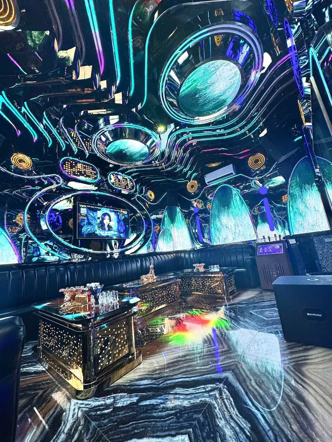 Karaoke VSIP - 4/8F Bùi Hữu Nghĩa