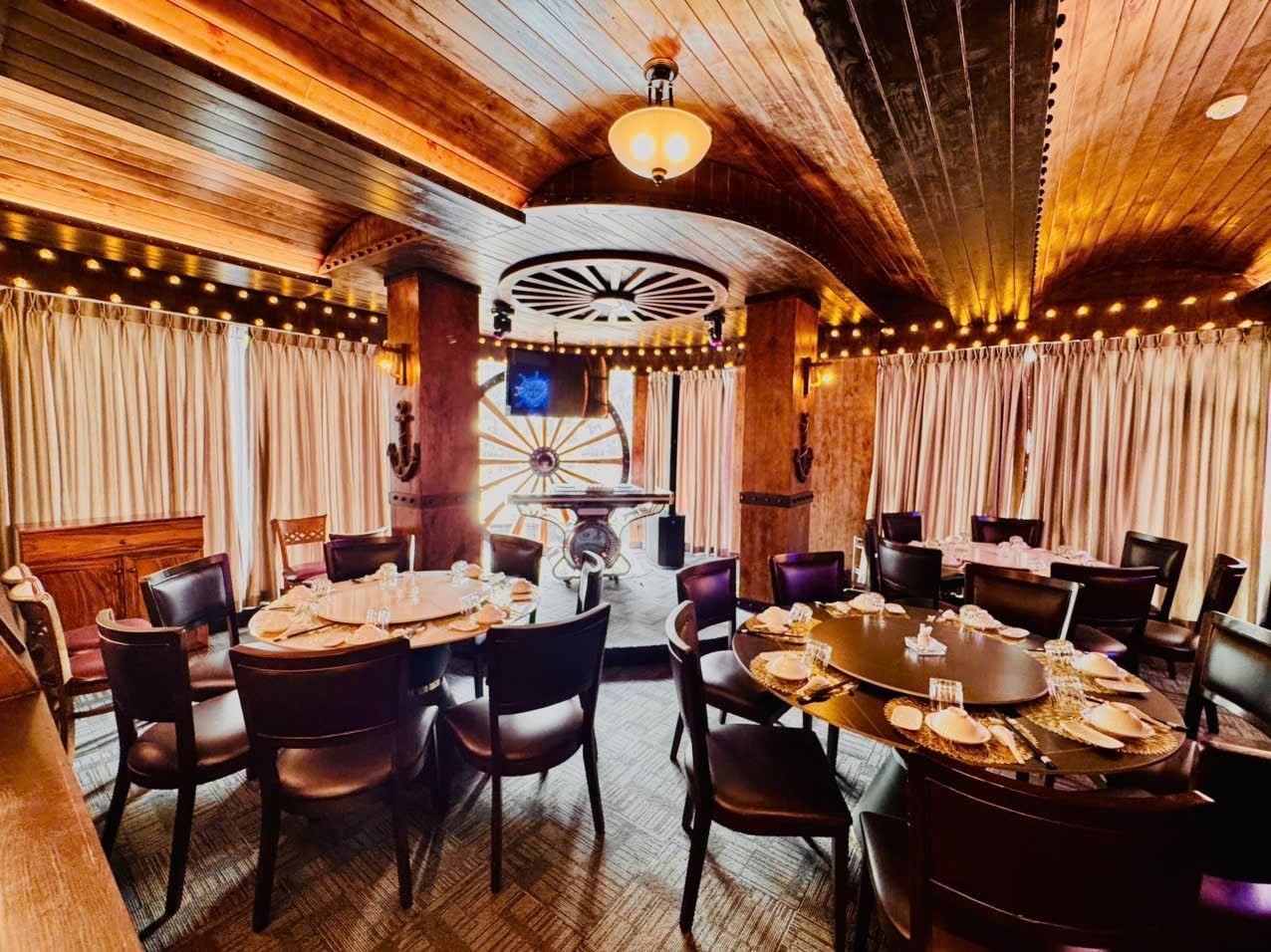 Nhà Hàng Hầm Rượu Win Win - 146 Đường Số 1