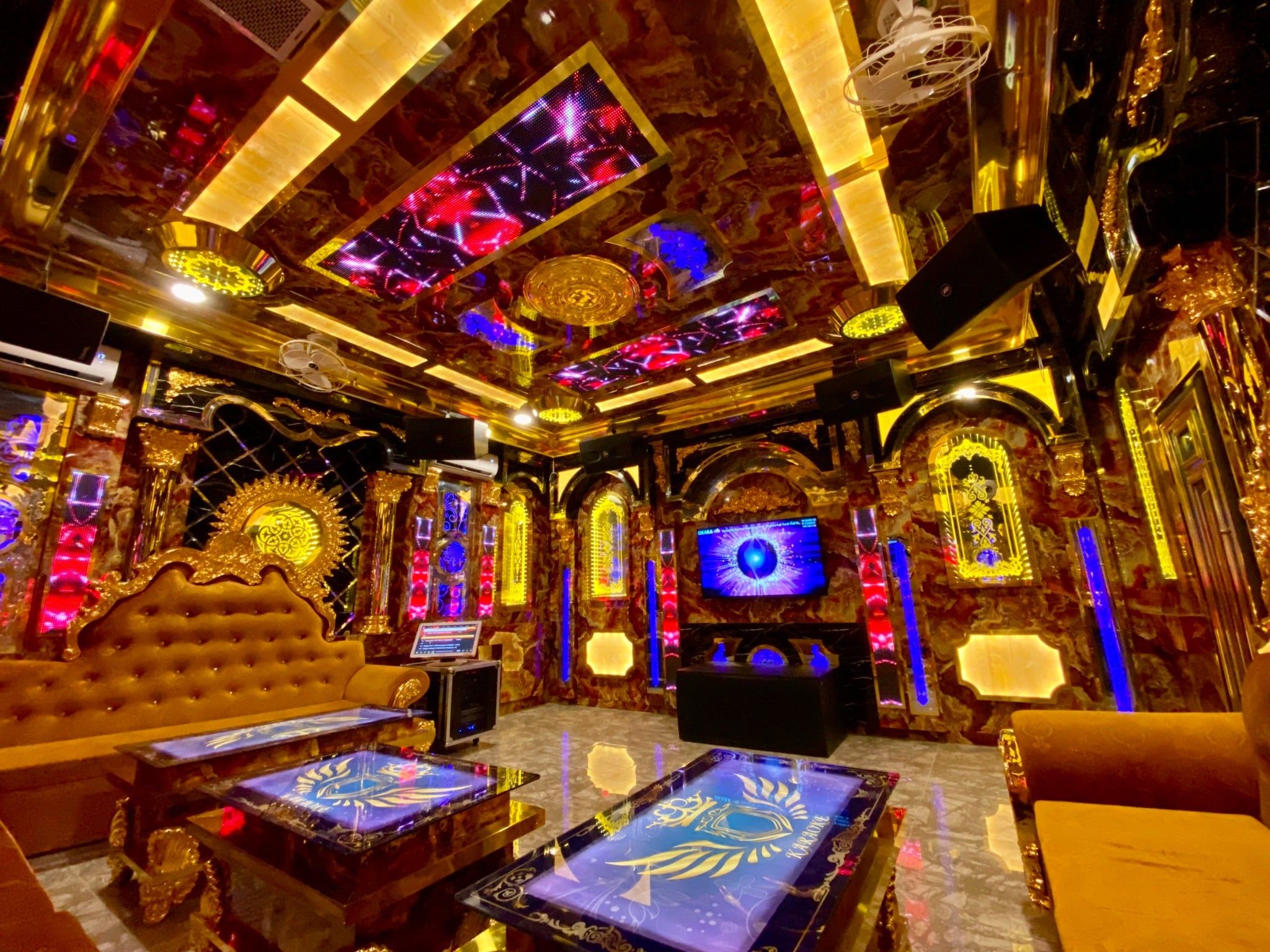 Karaoke Cá Vàng - 11 - 13 Đường Số 19