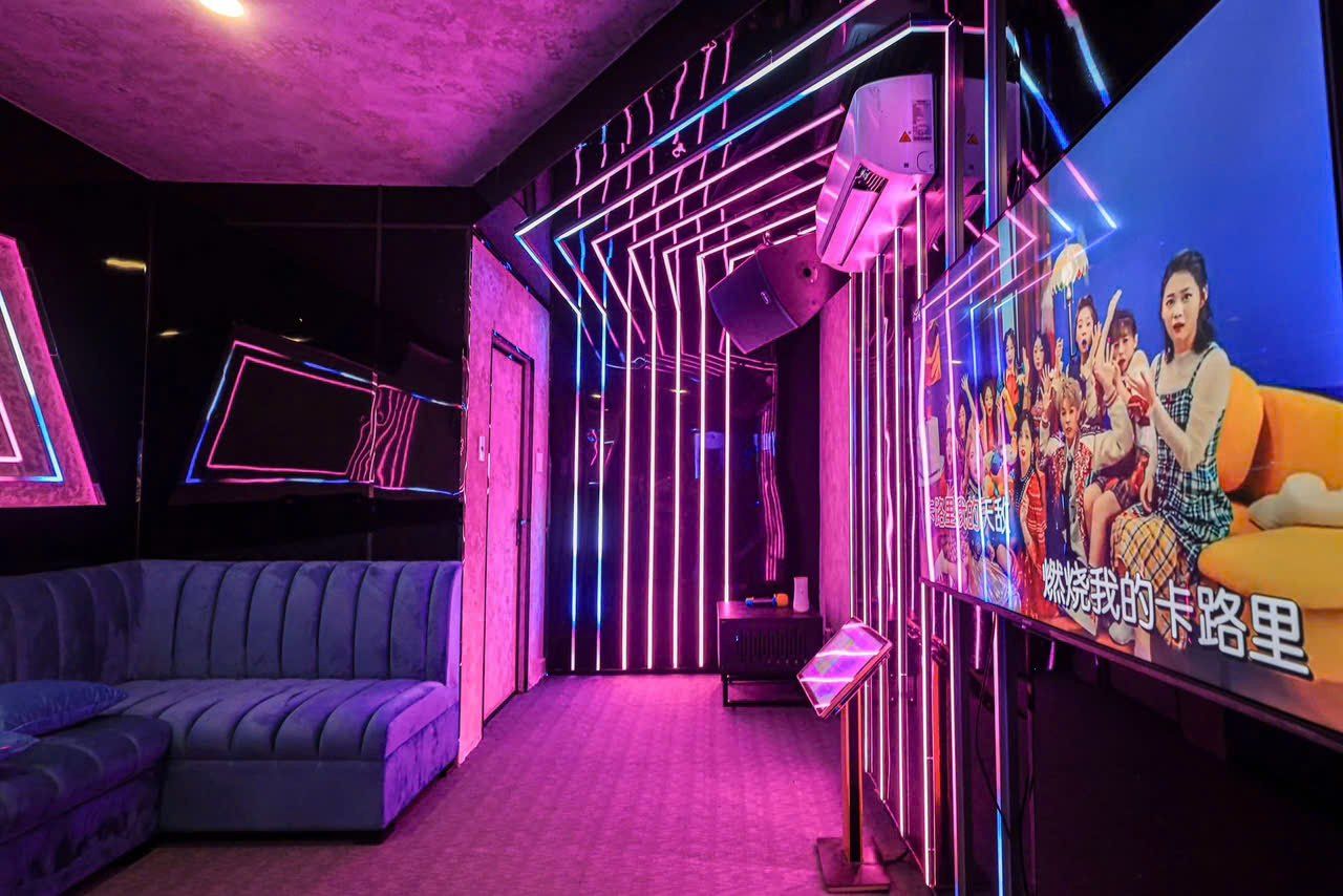 Karaoke Julia 66 KTV - 66 Tản Đà