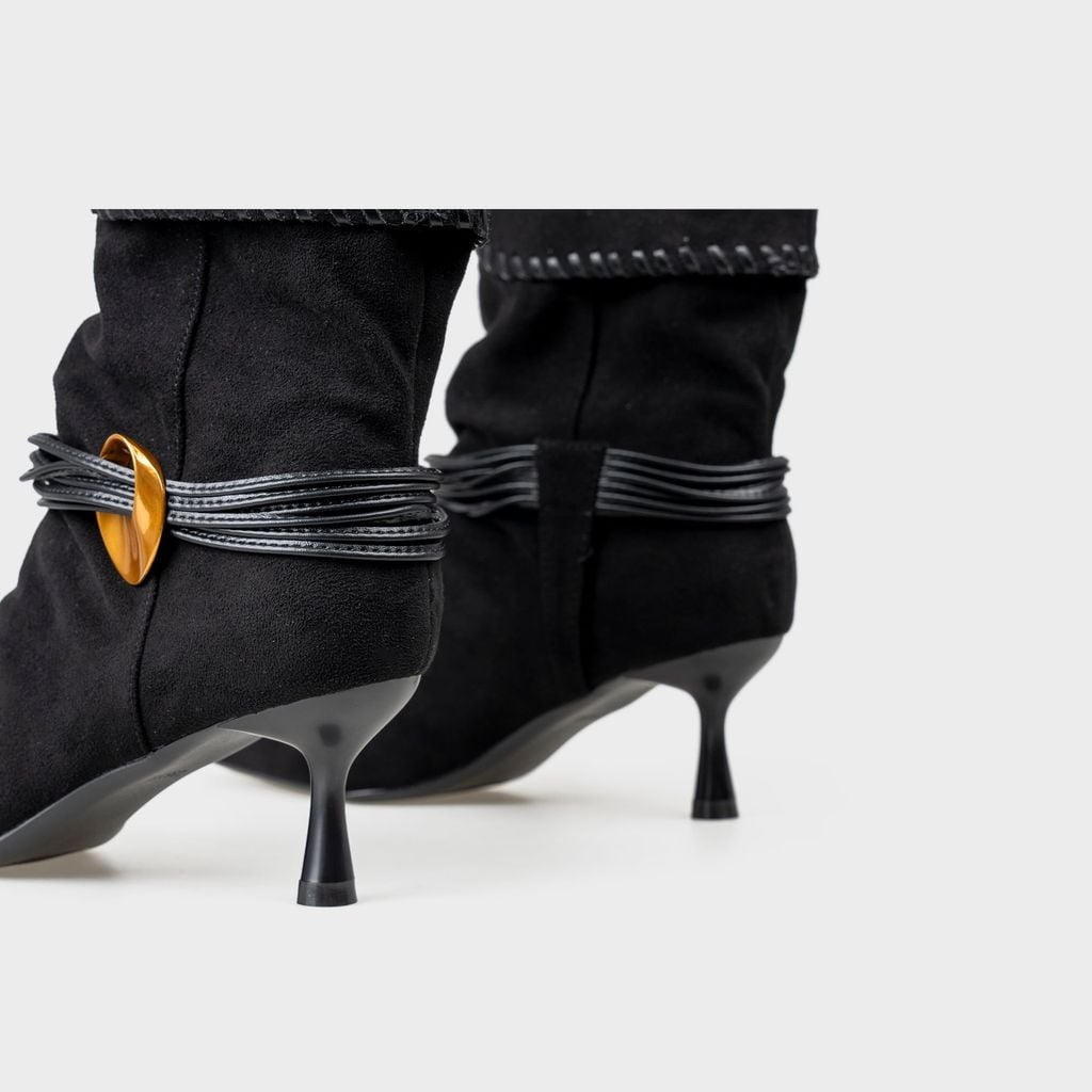 Giày Boots Nữ Cao Cổ Mũi Nhọn CHRISTINA-Q BON012I