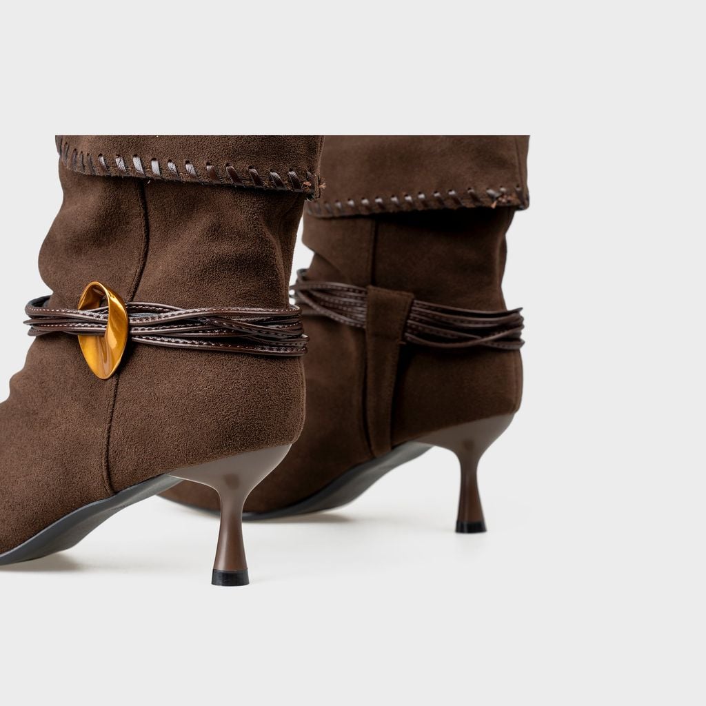 Giày Boots Nữ Cao Cổ Mũi Nhọn CHRISTINA-Q BON012I