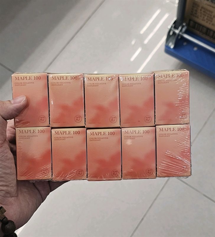 Film cuộn Retocolor Daylight MAPLE 100