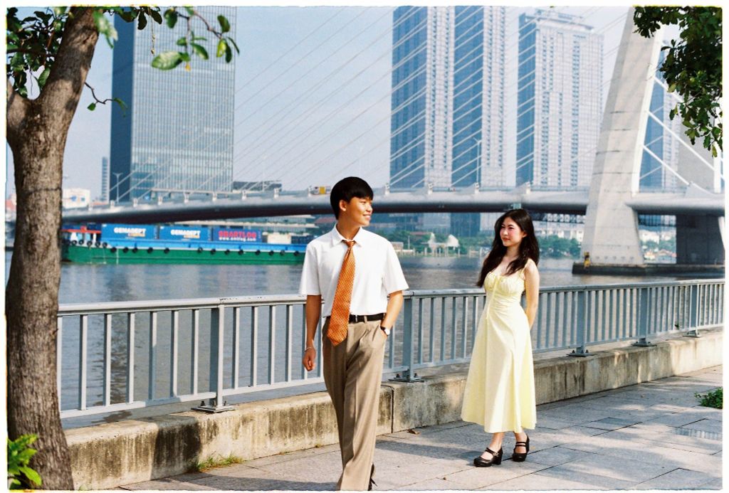 Film Cuộn Kodak Ultramax cuộn tách lẻ không hộp 36exp (date 2/2028)