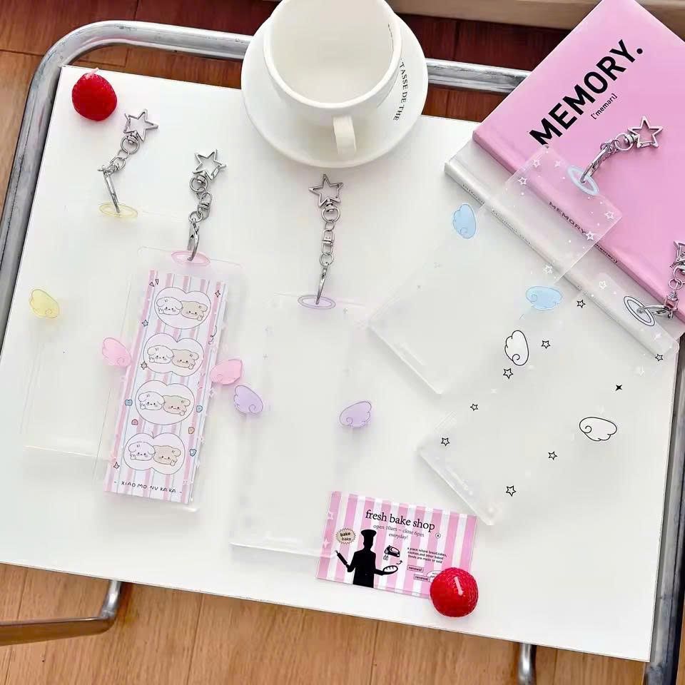 Móc khóa Photostrip Holder chất liệu nhựa mica