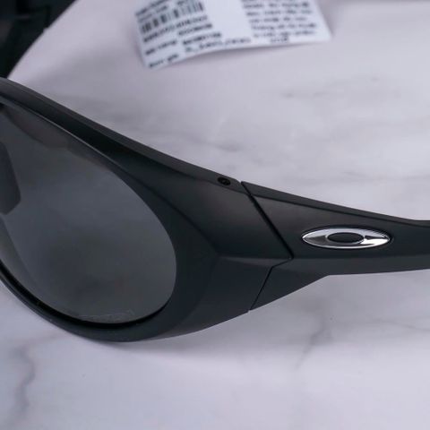  Oakley 0OO9438 Eyejacket Redux Gọng Kính – Tem Chính Hãng Luxottica 