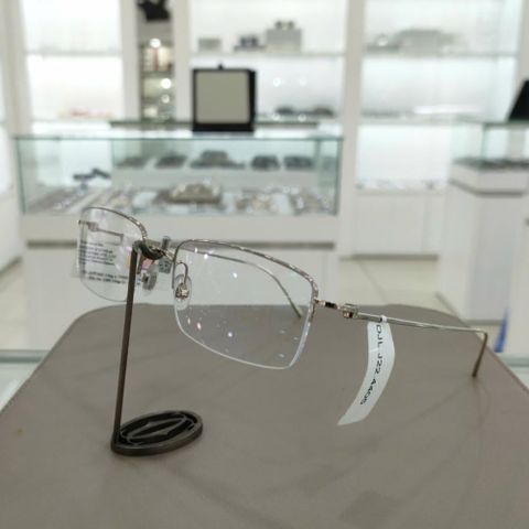 Gọng Kính Cartier CT0071O Nửa Khung Đúc Vàng Nguyên Khối 18K – Tem Chính Hãng Vinaoptic 