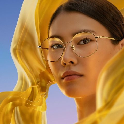  Zeiss DuraVision® Gold PhotoFusion X – Tròng Kính Đơn Tròng Đánh Đổi Màu Tích Hợp BlueGuard 