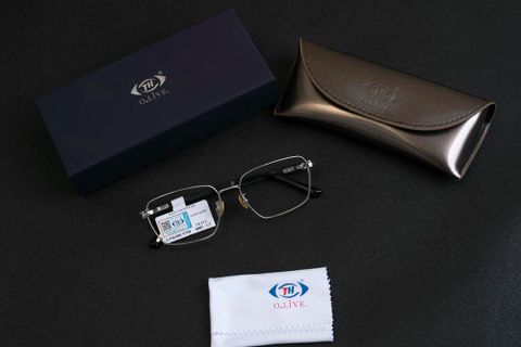  OLive 88887 Gọng Kính Mạ Vàng 18K Gỗ Đàn Hương - Chính Hãng 