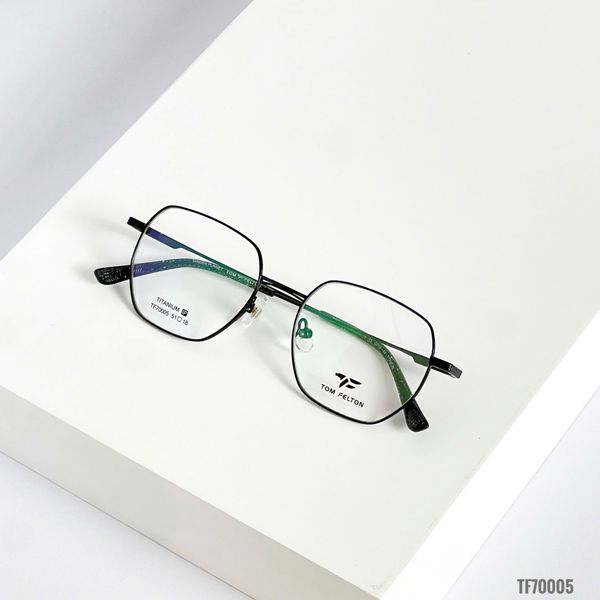 Gọng Kính Titanium Tom Felton TF70005 Chính Hãng