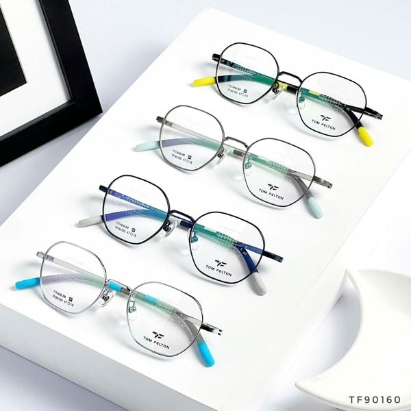Gọng Kính Titanium Tom Felton TF90160 Chính Hãng