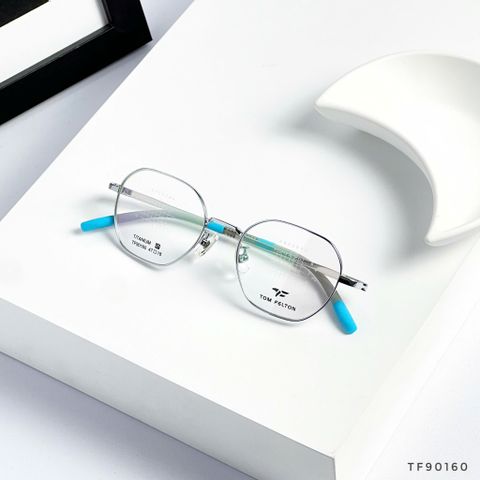 Gọng Kính Titanium Tom Felton TF90160 Chính Hãng 