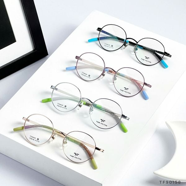 Gọng Kính Tròn Titanium Tom Felton TF90158 Chính Hãng