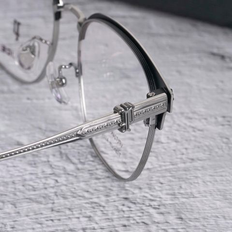  Gọng Kính Titanium Police VPLT24K Chính Hãng 101 
