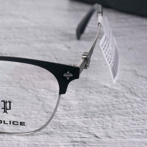  Gọng Kính Titanium Police VPLT24K Chính Hãng 101 