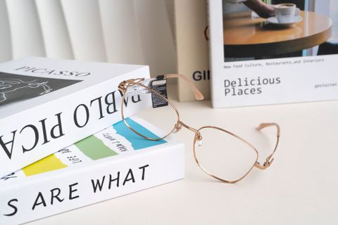  Zenta DP25-A-ZT8162 Gọng Kính Mắt Mèo Titanium – Chính Hãng 