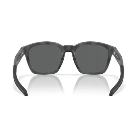  Oakley Shackle 0OO9507D Kính Mát – Tem Chính Hãng Luxottixca 