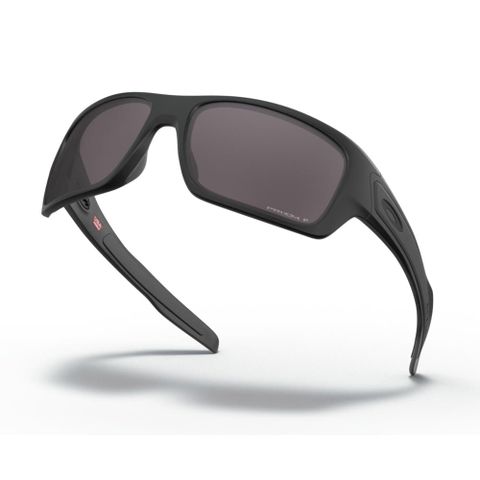  Oakley Turbine 0OO9263 Kính Mát – Tem Chính Hãng Luxottica 