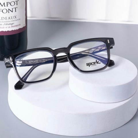  Gọng Kính Vuông Spark TR99018 
