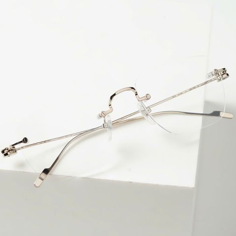  Cartier CT0379O Kính Không Gọng Đúc Vàng Nguyên Khối 18K – Tem Chính Hãng Vinaoptic 