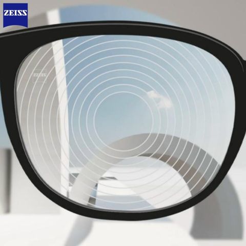  Zeiss MyoCare – Tròng Kính Trẻ Em Kiểm Soát Cận Thị Thế Hệ Mới 