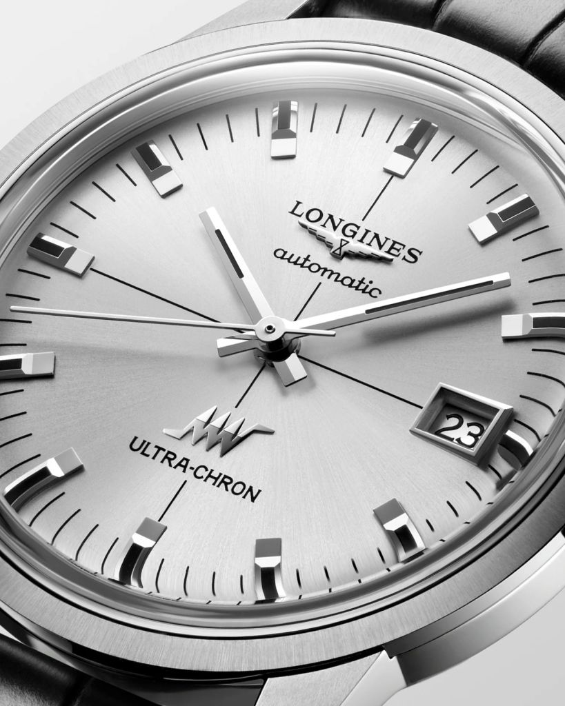 Đồng hồ Longines L2.537.4.72.2