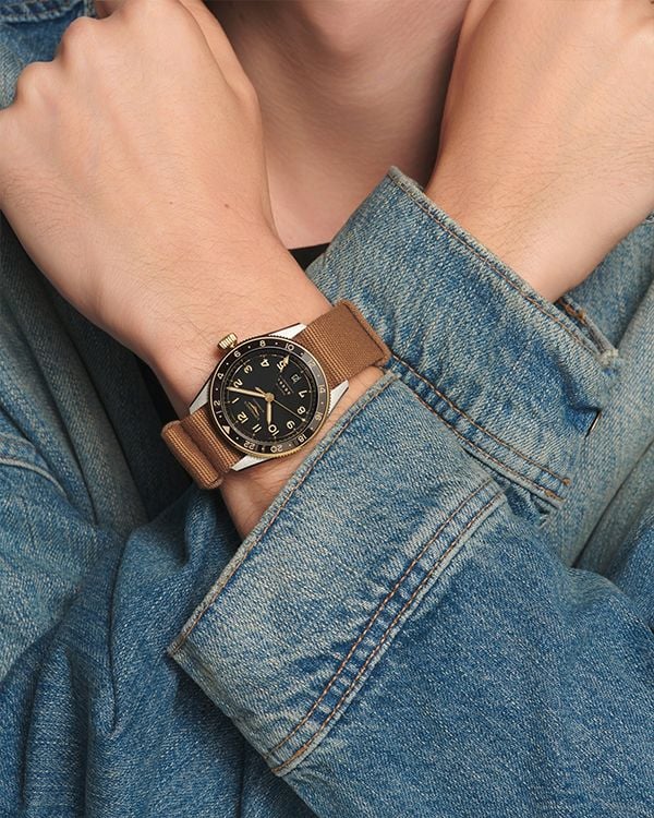 Đồng hồ Longines L3.812.5.53.9