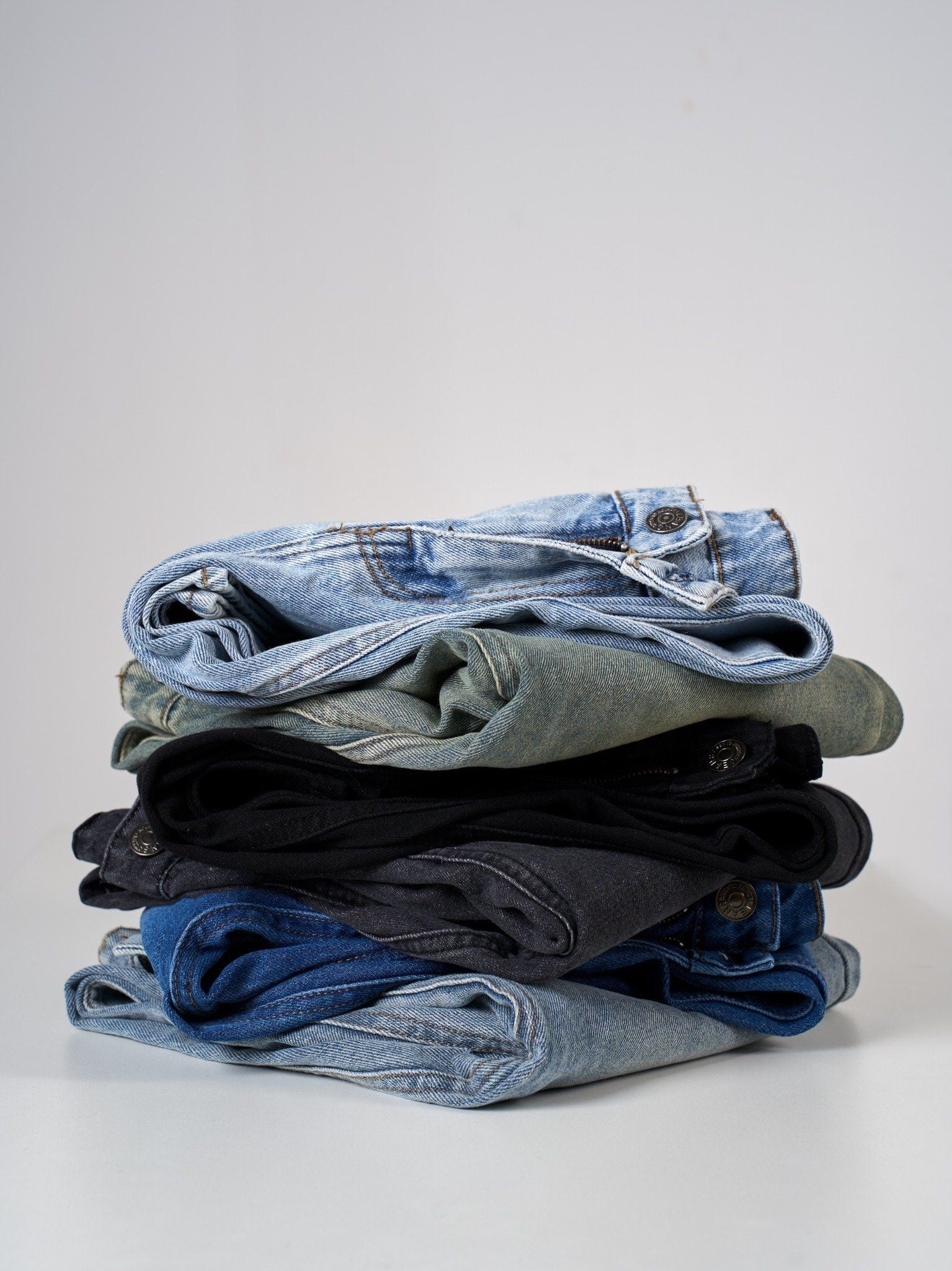  Jean Straight Grey 33 