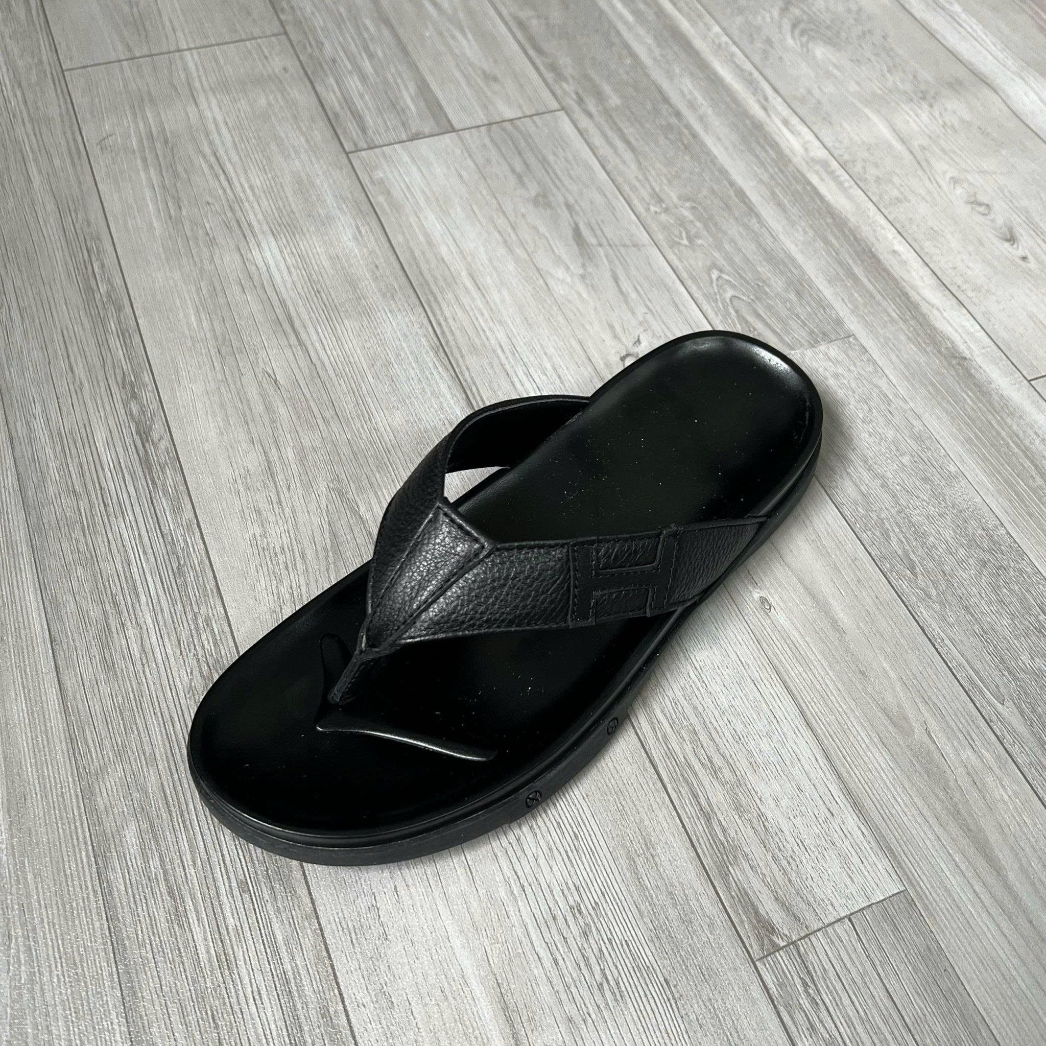 Dép mũi tròn quai kẹp ngón da - MS: DX-01047