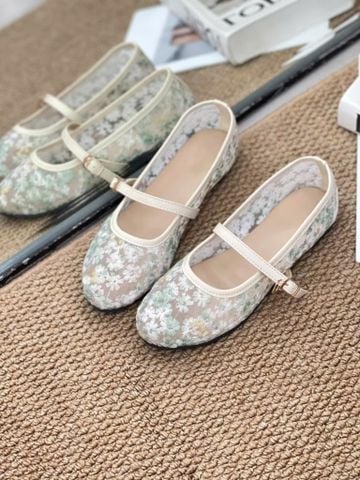  Búp bê mũi tròn quai ren hoa xanh viền si phối quai ngang mảnh khóa cài - MS: BBX-01044 