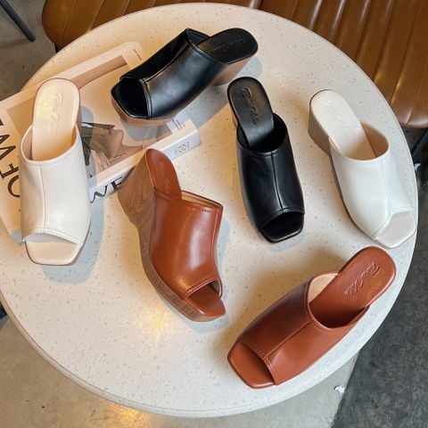  Xuồng 8cm mũi vuông quai ngang bảng bự may chỉ giữa - MS: X8-26003 