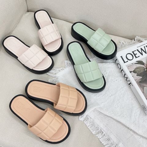  Dép 3cm mũi tròn quai ngang chần chỉ ô vuông - MS: D3-25001 