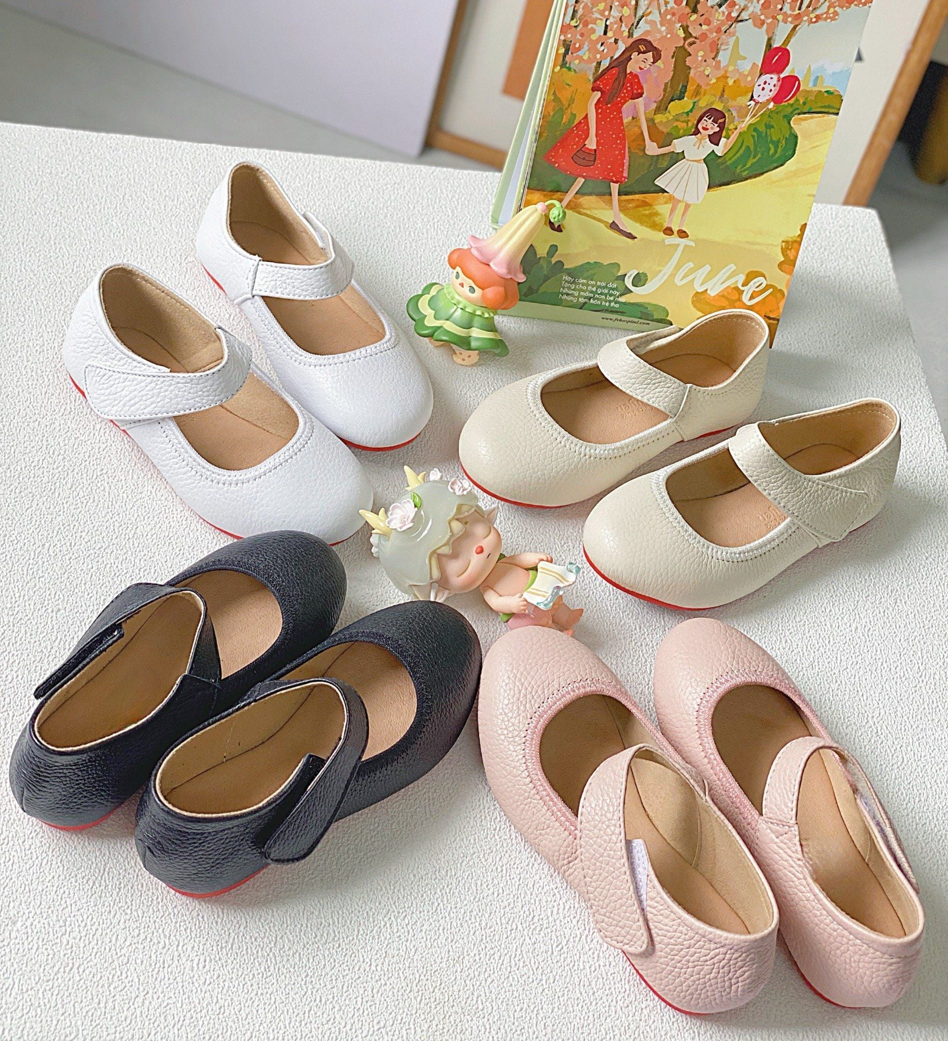 Dịch Vụ Mua Hộ Giày Trẻ Em Ở Singapore Về Việt Nam