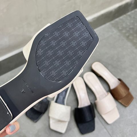  Guốc 2cm mũi vuông bảng ngang 2 - MS: G2-64013 