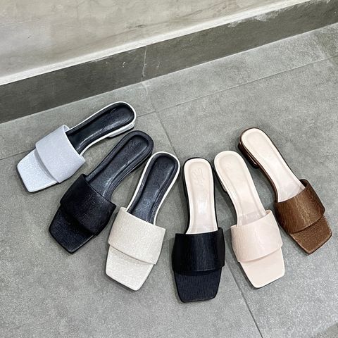  Guốc 2cm mũi vuông bảng ngang 2 - MS: G2-64013 