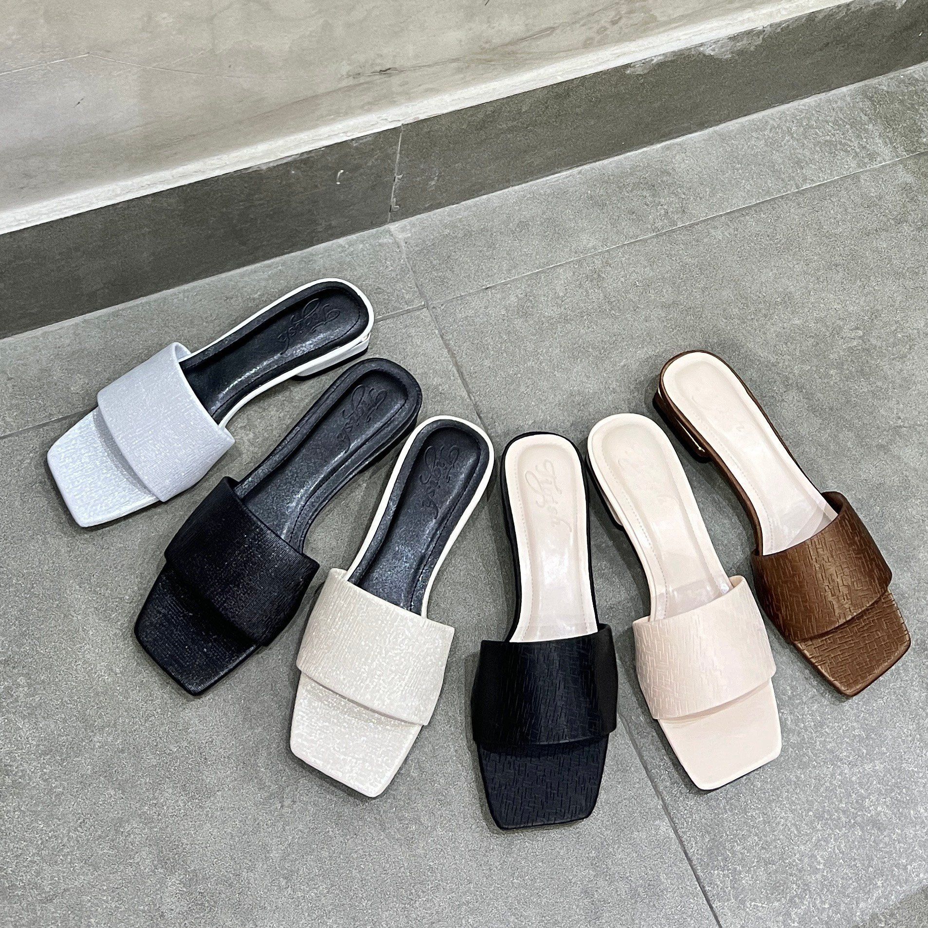 Guốc 2cm mũi vuông bảng ngang 2 - MS: G2-64013