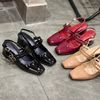 Cao gót 5p gót trụ khuyết mũi vuông 2 quai mảnh - MS: C5-22021