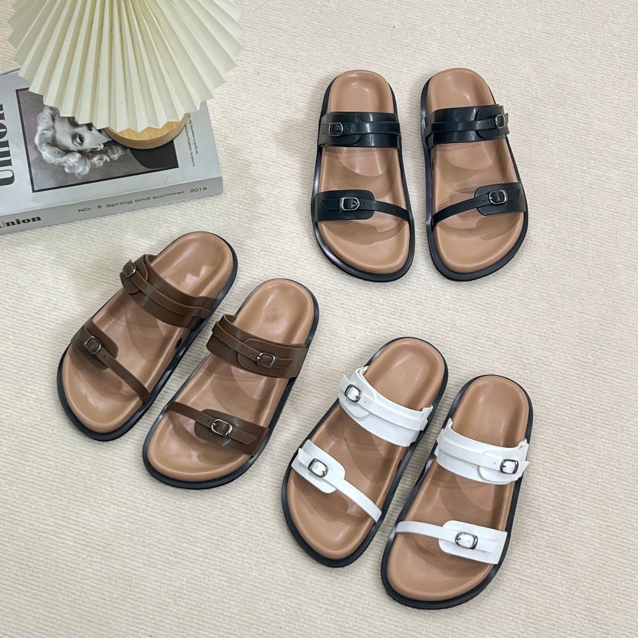 Dép mũi tròn 2 quai ngang phối khóa - MS: DX-84003