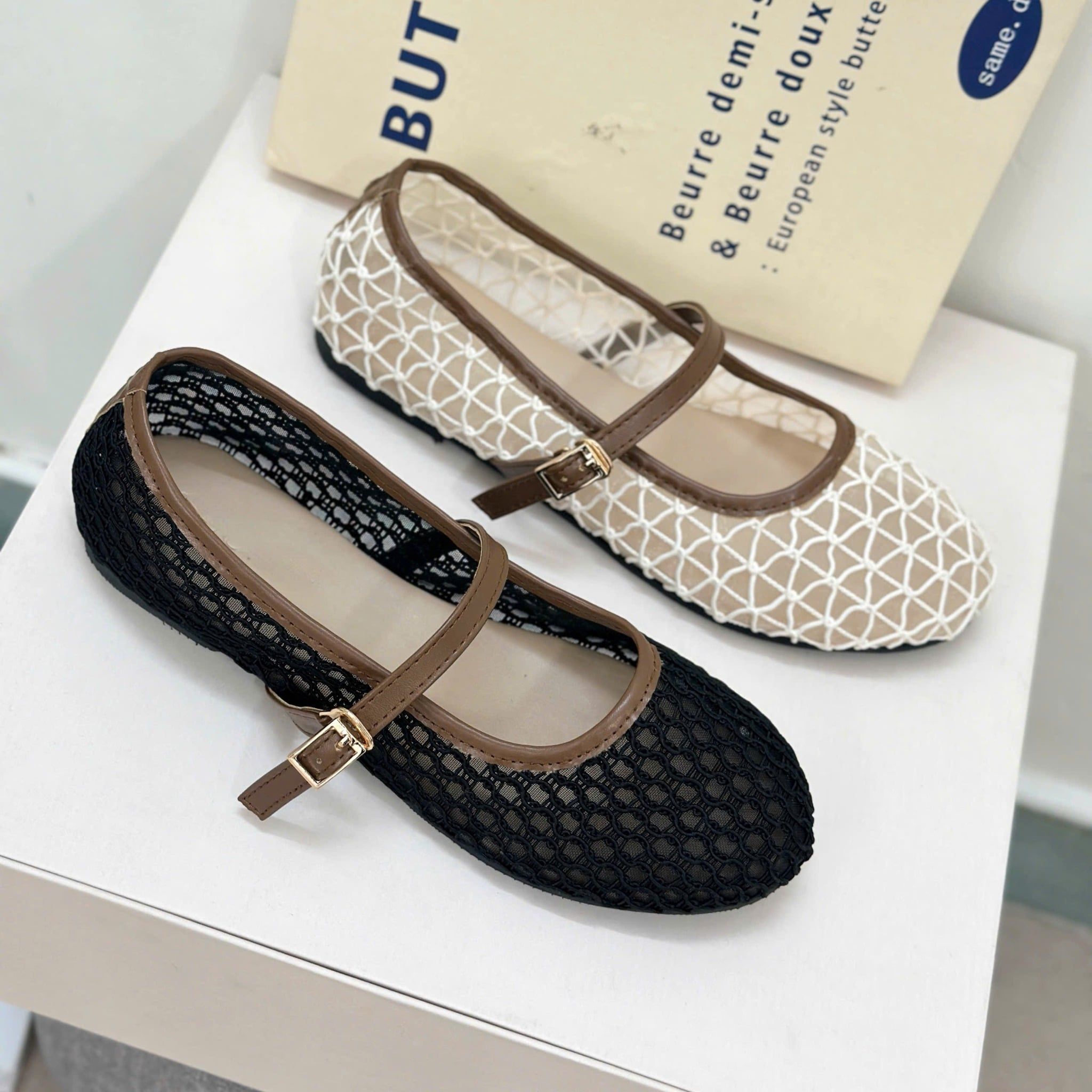 Búp bê mũi tròn lưới viền si phối quai ngang khóa - MS: BBX-01028