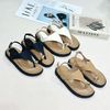 Sandal mũi tròn xỏ ngón gắn khóa quai cánh diều hậu khóa -MS: SX-25087