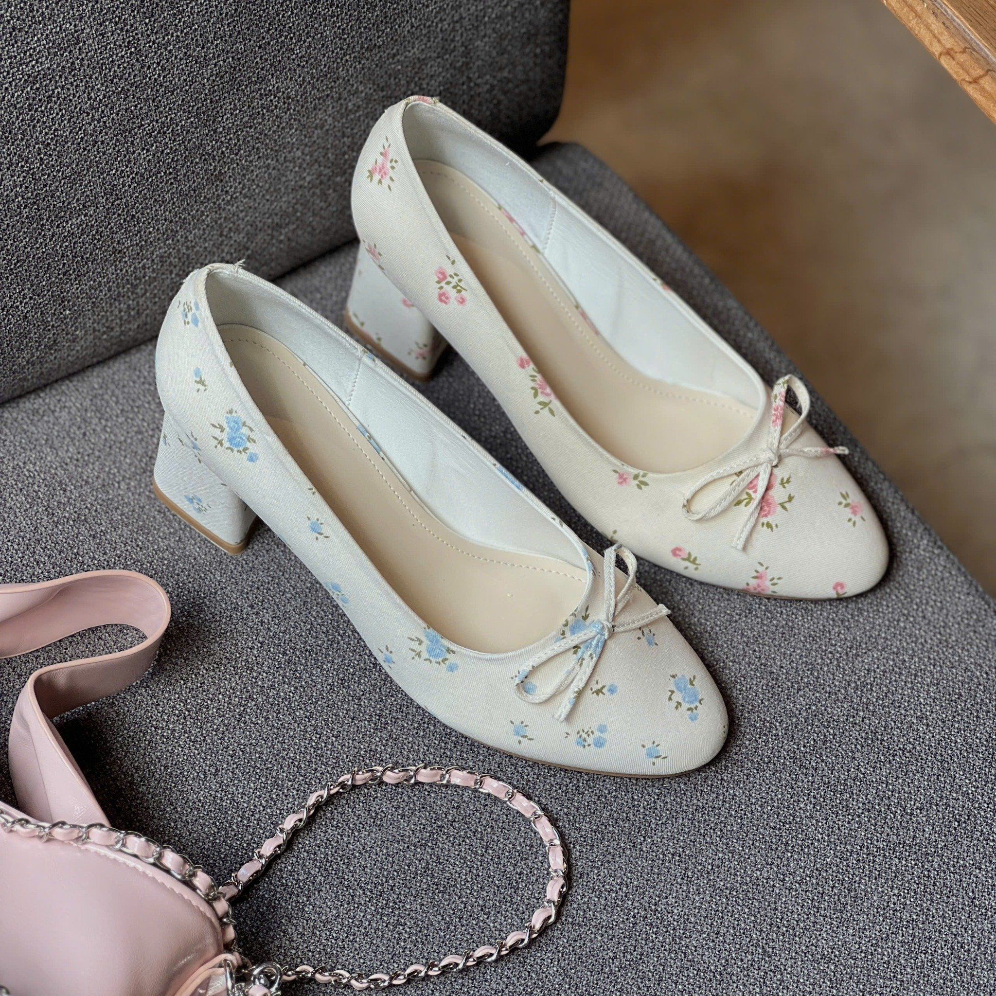 Cao gót 7cm gót trụ mũi bầu phối nơ nhí - MS: C7-75019