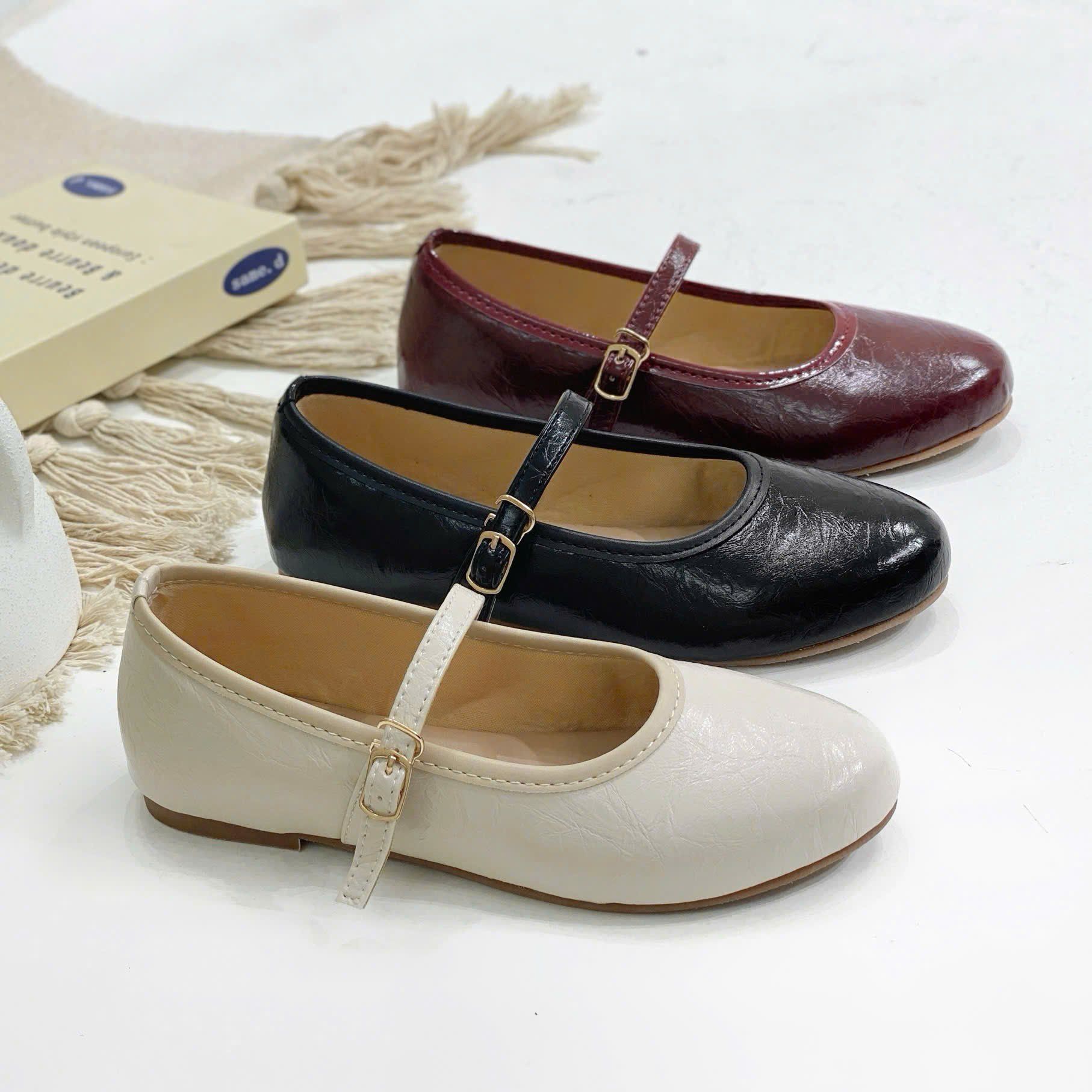 Búp bê mũi tròn phối quai ngang mảnh khóa - MS: BBX-01023