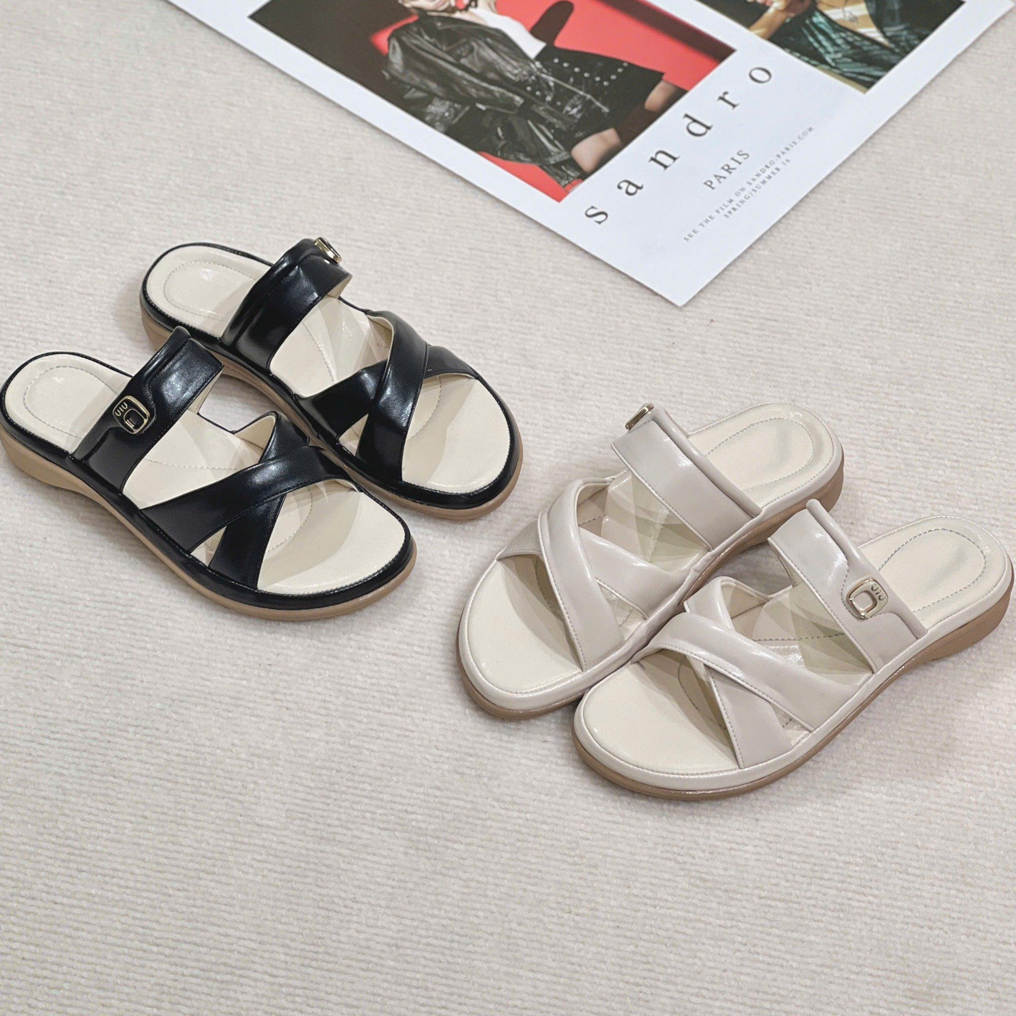 Dép 3cm mũi tròn 2 quai chéo phối quai ngang khóa - MS: D3-10001