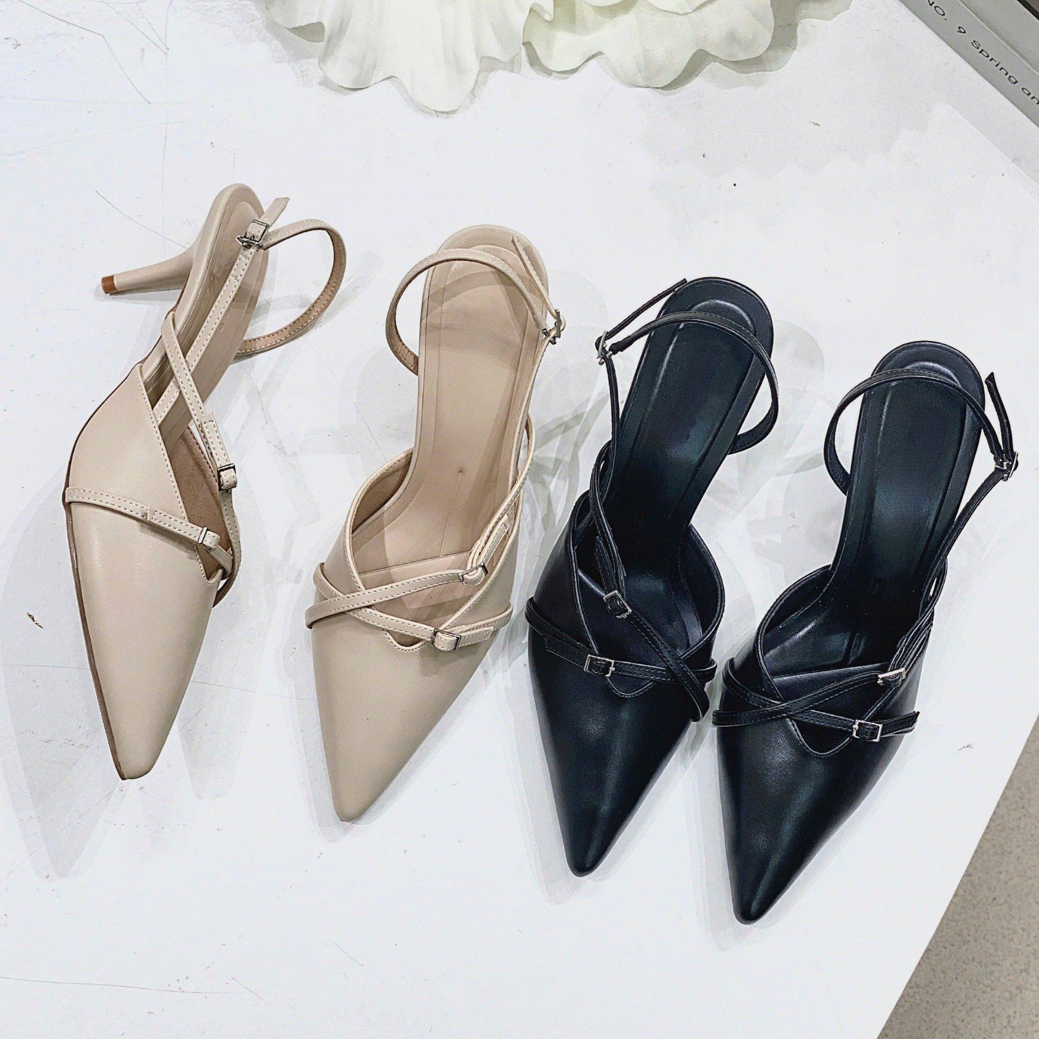 Cao gót 7cm gót nhọn mũi nhọn phối 2 dây mảnh khóa hậu hở khóa - MS: C7-75012