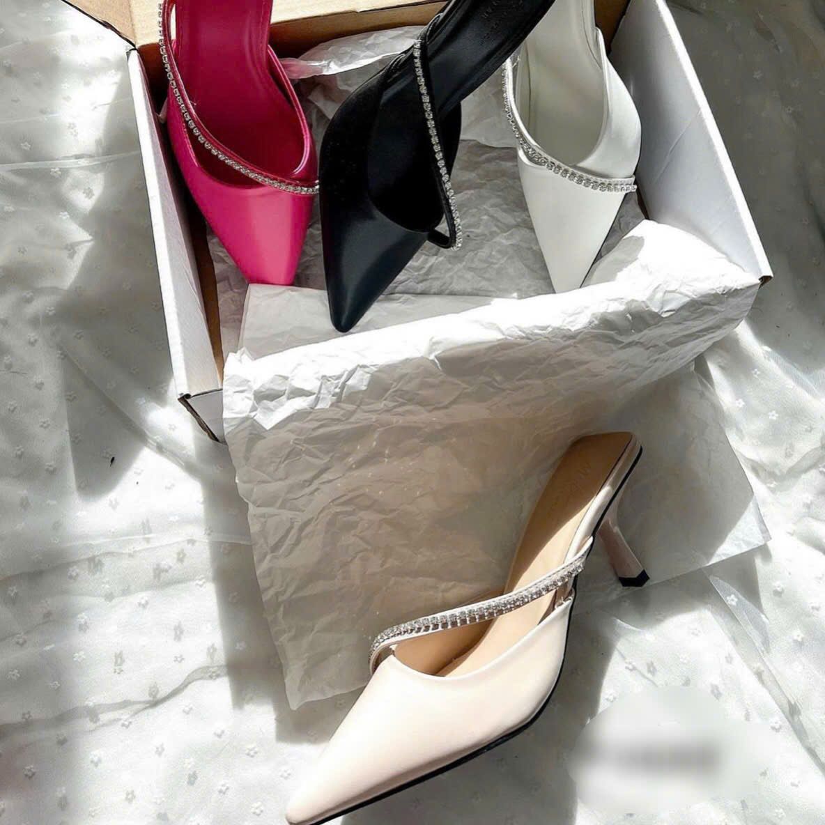 Sục 5cm gót nhọn mũi nhọn phối viền đá - MS: C7-75005