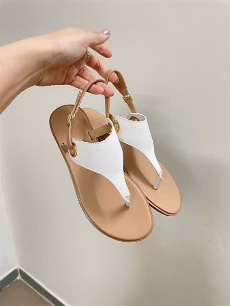 Sandal xẹp mũi tròn quai kẹp ngón phối hậu khoen - MS: SX-25066